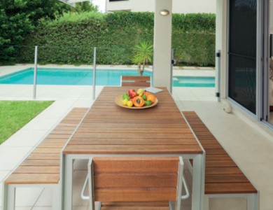 mobiliers de jardin en bois lasurés avec Satizol Performance